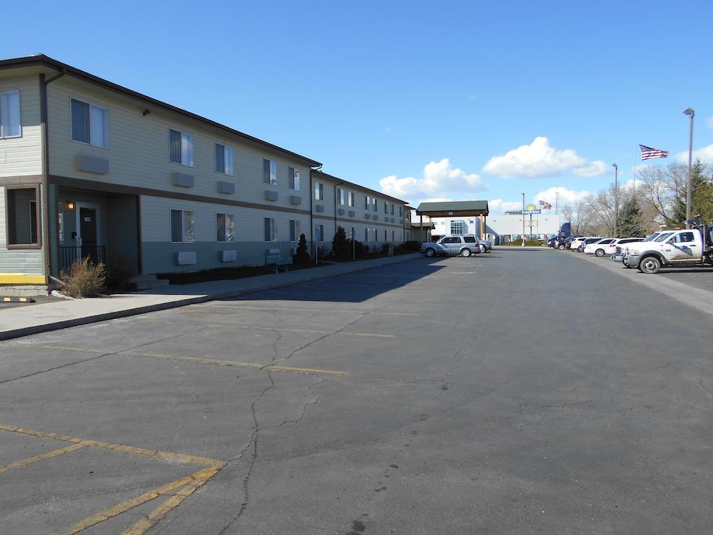 Days Inn By Wyndham Billings Buitenkant foto